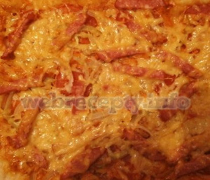 Рецепт домашней пиццы с колбасой